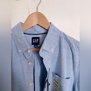 GAP Button Down Shirt NWT